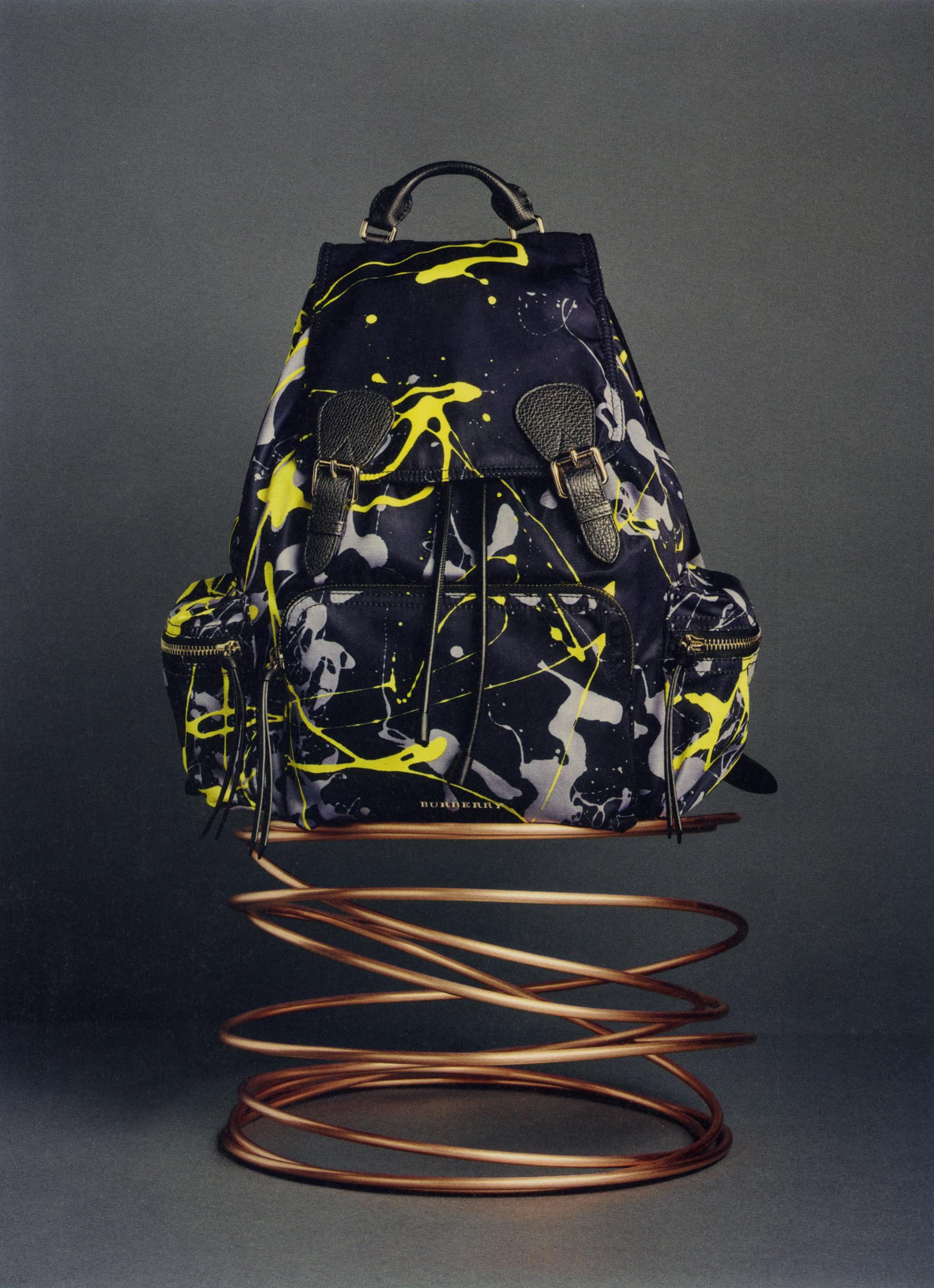 Ana Domínguez Studio: Burberry The Book of Gifts (Fig. 12)