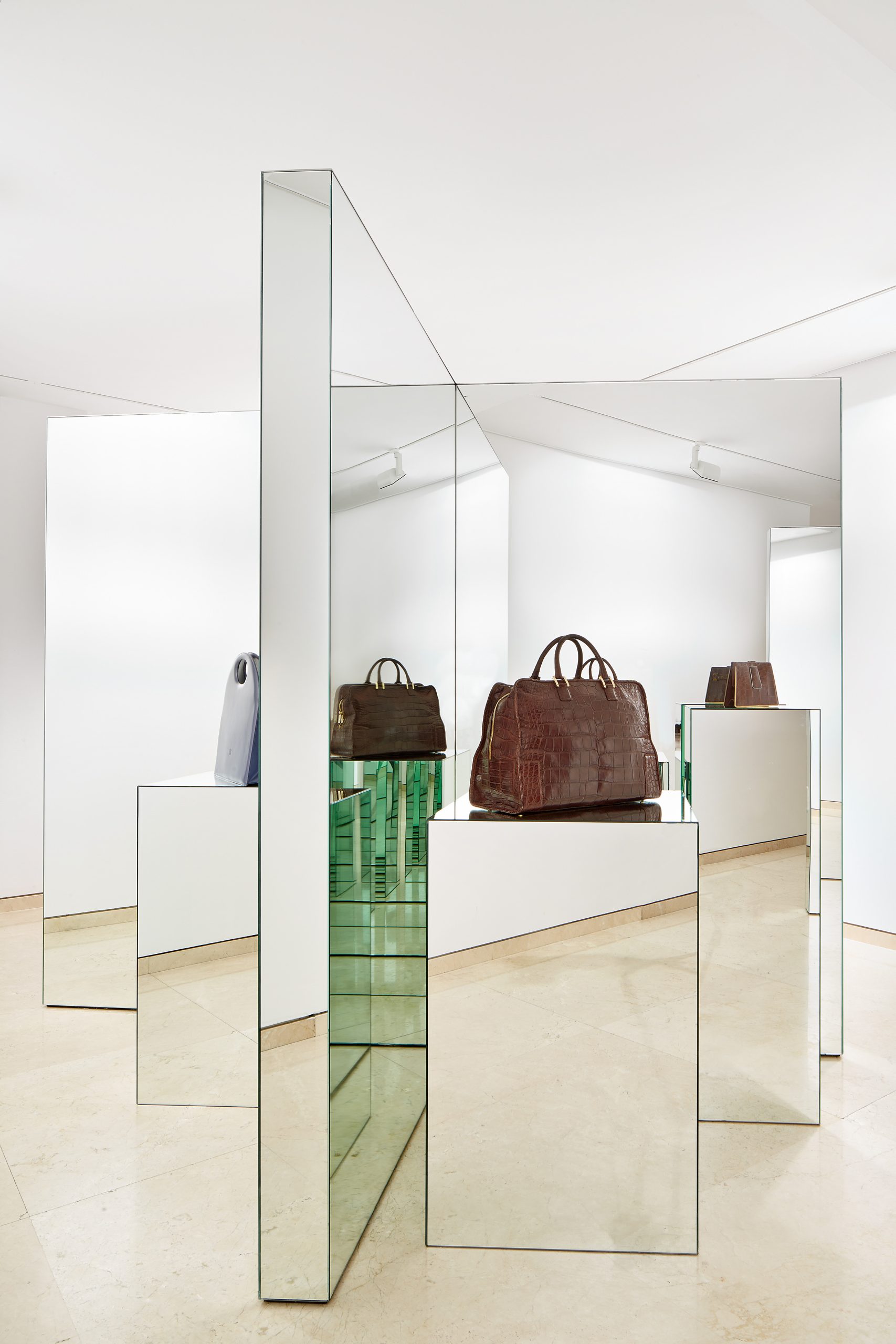 Ana Domínguez Studio: Fragments of a story 168 years of Loewe (Fig. 10)